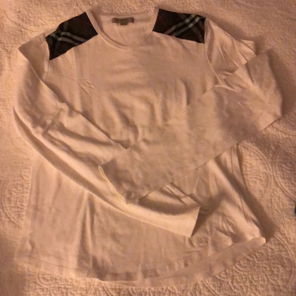 BURBERRY long sleeve top w/ nova shoulder patches